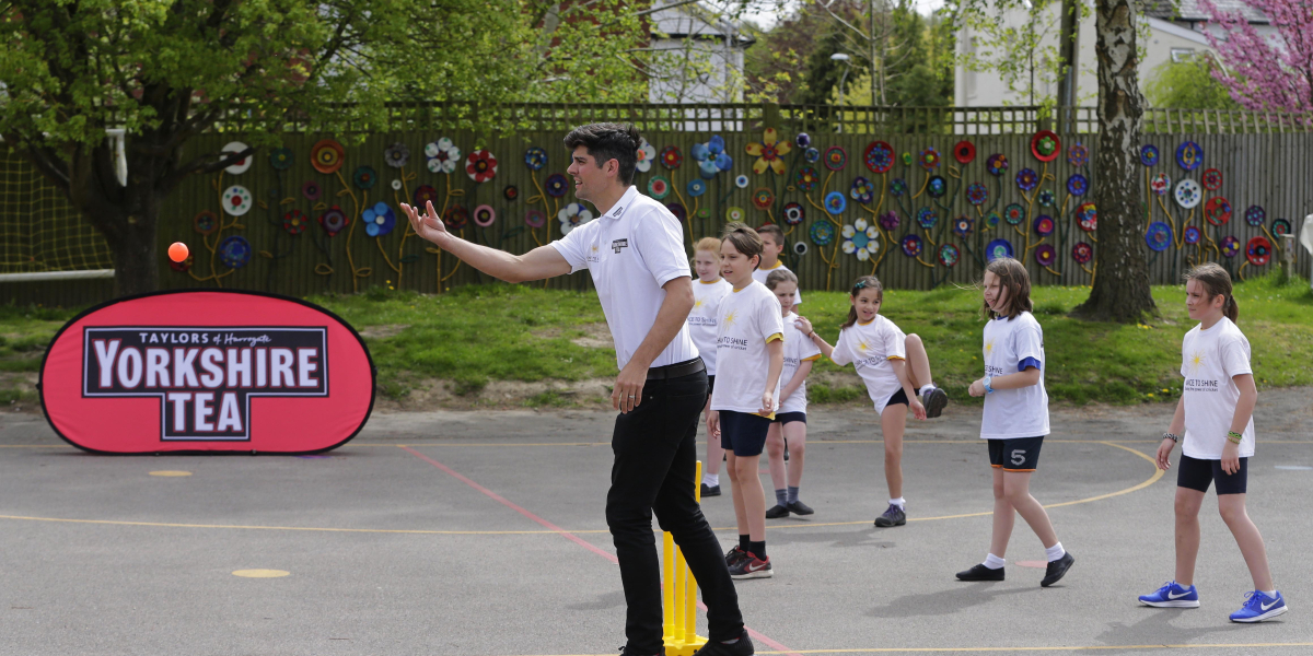 Cook helps us launch National Cricket Week 2018